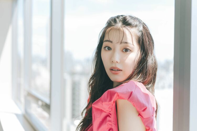 NHK朝の連続テレビ小説『らんまん』で好演! 注目の若手女優・中村里帆の今に迫る