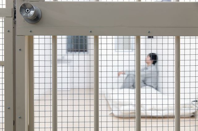 天つゆに大根おろしを入れるかどうかで騒動になる刑務所の食事情