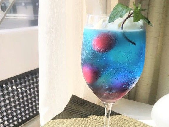 何もできなくて…夏。でも懐かしのクリームソーダがあるじゃないか！