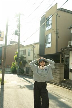 中川絵美里『そっと、切り取る』 撮影 : 中川絵美里