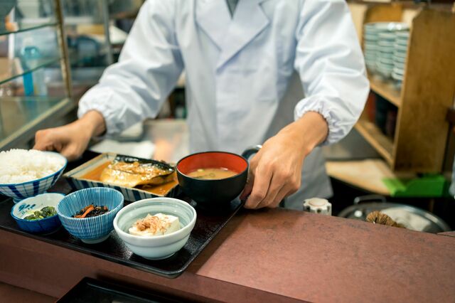名医が教える外食中心の生活でダイエットを成功させるコツ