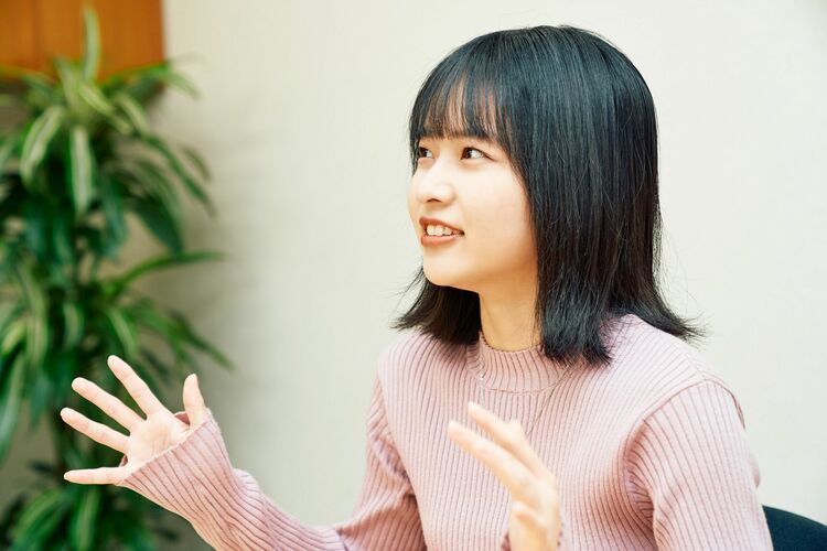 ukkaのステージは青春！結城りなと葵るりが声出しライブによって
