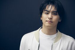 【高野洸×Mika Pikazo】「国によって文化とかじゃなく、自然の色が違う」