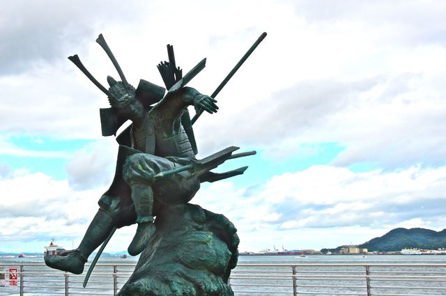 「神出鬼没な義経を見つけ出す！」源頼朝が選択したのは神頼み