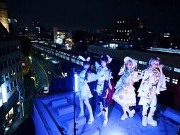 キラキラカワイイ至上時代に真逆へと爆走する血まみれアイドル・YA'ABURNEE！！