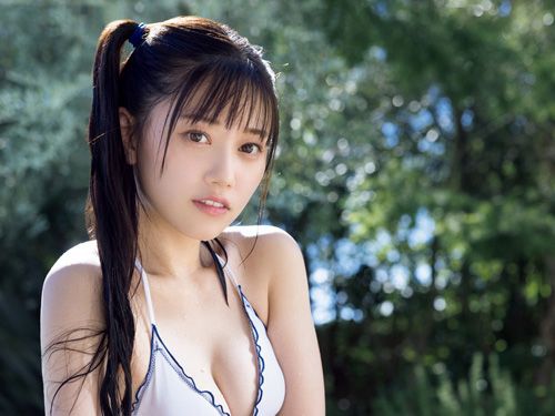 Jams Collection・大場結女が自身初となる水着グラビアに挑戦!!