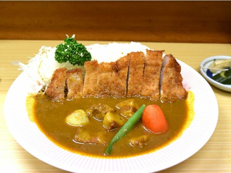 パチスロといえばカツカレー！　町田の名店『リッチなカレーの店アサノ』で堪能！
