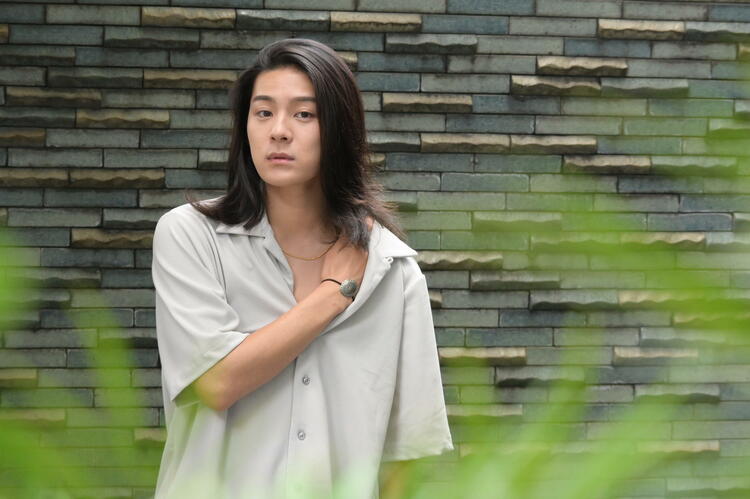 土ドラ『浅草ラスボスおばあちゃん』出演の長田光平。今の癒しは観葉