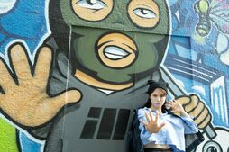 中川絵美里『そっと、切り取る』 撮影 : 中川絵美里