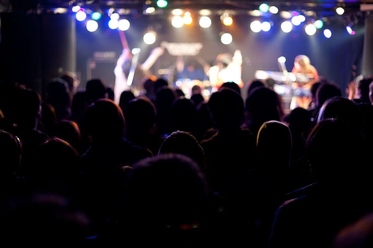 日本初のプログレバンド「四人囃子」。当時の中高生が競ってコピーした曲とは？