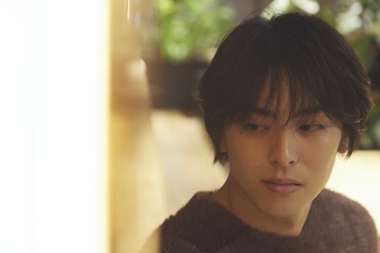 高野洸×江頭誠 対談】作品も自分も“距離感”を大事にする | お訪ね