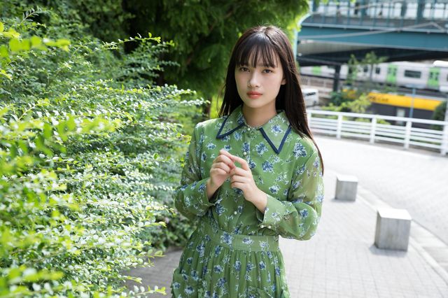 女優・メドウズ舞良はNGなし？「全然パンスト被りたいです(笑)」