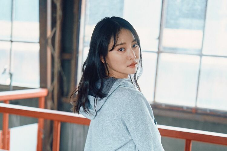 永尾まりや、“不適切”がテーマの最新デジタル写真集をリリース!!