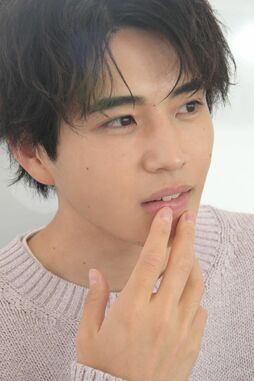 朝ドラ『あんぱん』で注目を集めた中沢元紀。笑顔の裏側にある俳優としての貪欲さ