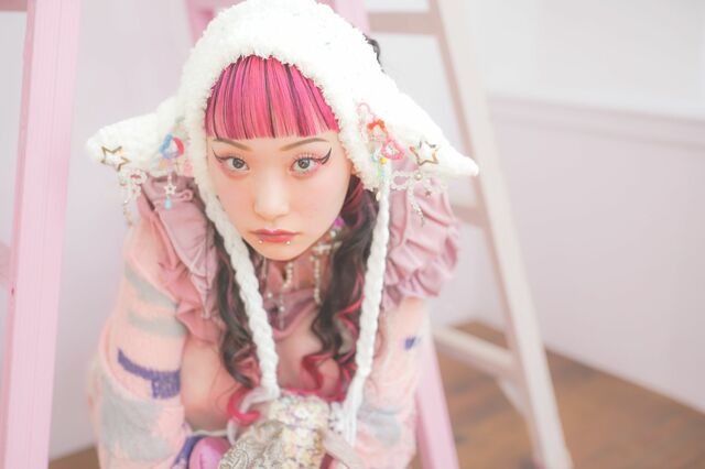 女王蜂 qb BEASTぬいぐるみ アヴちゃん 多し