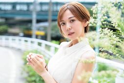 ▲会社員とグラビアアイドルの二刀流で活躍している