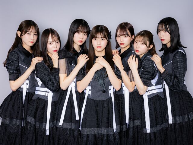 異彩を放ちつつ人気急上昇中！ 表現するアイドル・AsIs(アズイズ)！