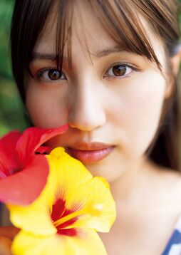 野球好きタレント・花咲楓香のファースト写真集『ルーキー』が早くも電子書籍化！