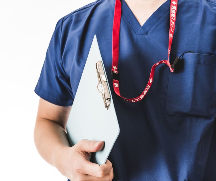 厚生労働省を動かしているのは医務官と言われる“お医者さん”