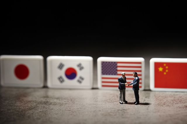 世界の新陳代謝を高めるトランプの独自外交