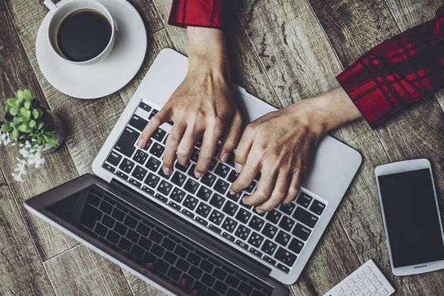 月収100万！ 介護ブロガーはなぜ稼げるのか？ そのシンプル＆合理的な方法