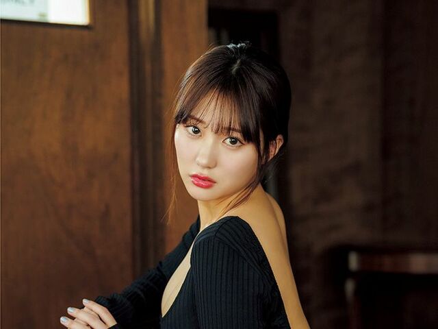 王道な美しさ＆挑戦的な一面で魅了　田中美久が表紙＆巻頭に登場！