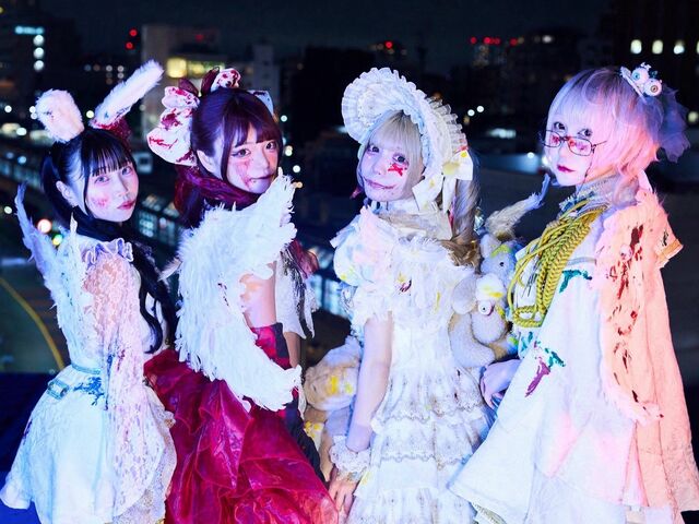 キラキラカワイイ至上時代に真逆へと爆走する血まみれアイドル・YA'ABURNEE！！