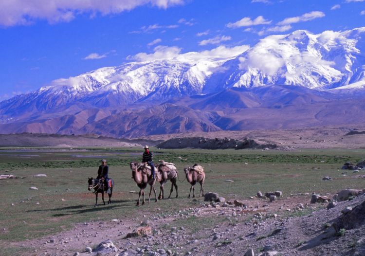 水源豊かなウイグルの土地に入植してきた漢民族によって奪われた伝統