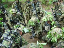 ▲戦闘訓練で作戦を伝達する様子　［松田氏所有写真］