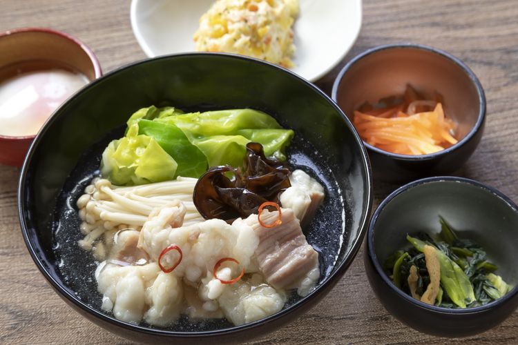 ドミニスタ歓喜！ 博多のドーミーインは朝からもつ鍋食べ放題!!