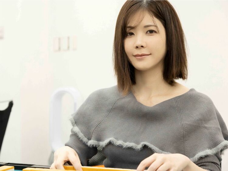 プロ雀士・高宮まりと一緒に麻雀が打てる!?最強のまりあんぬファンを決める大会開催！