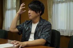 東大法学部卒のミステリー作家・結城真一郎が語る「オチの見えない人生」