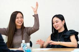 ▲取材中も仲睦まじいふたり