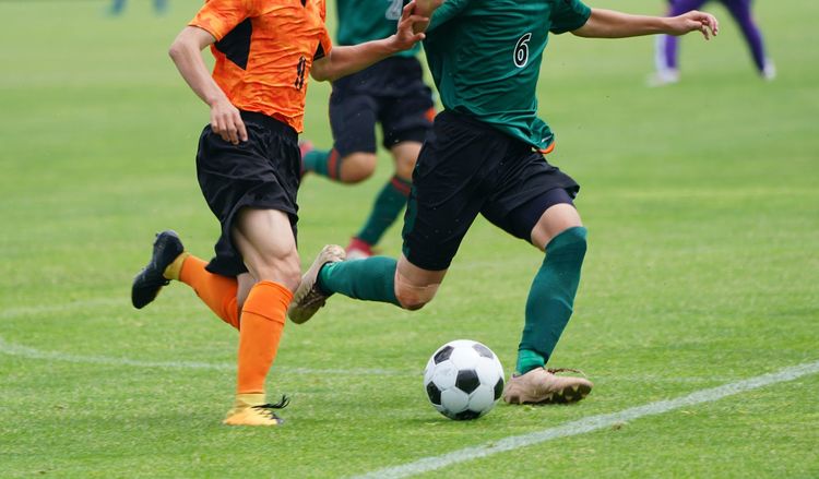 ユニフォーム交換は自腹…サッカーＪ１とＪ２にみる格差