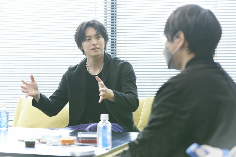 高野洸×三ツ目重工 SRIMIN対談】グッと来るデザインってなに？ | お