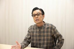 ▲「30歳に入ってから、慌ててもがいて七転八倒しはじめました」