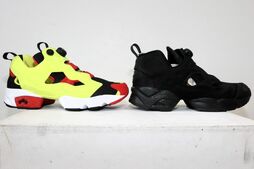 ▲左が94、右が95。並べると、ソールの違いが良く分かる。INSTAPUMP FURY 94 ¥24,200　INSTAPUMP FURY 95 ￥19,800