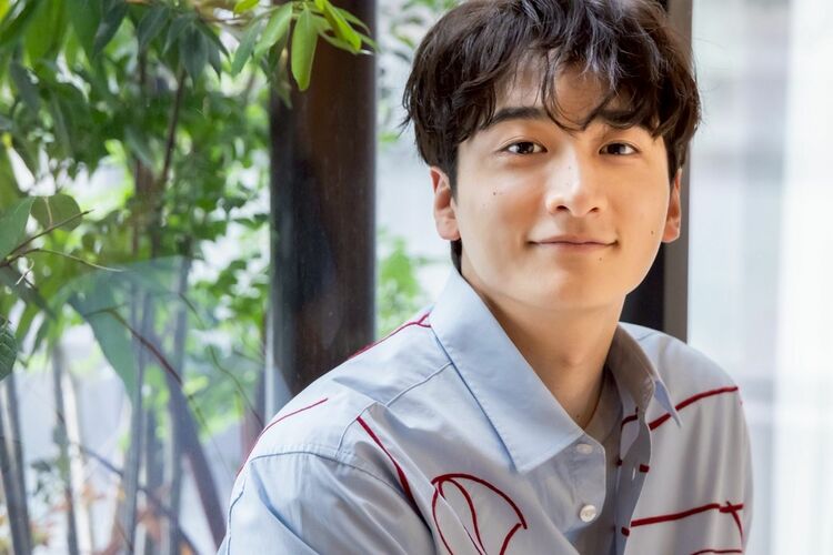 大切なのは“ワクワクすること”。30歳を迎えた小関裕太の大人像とは?