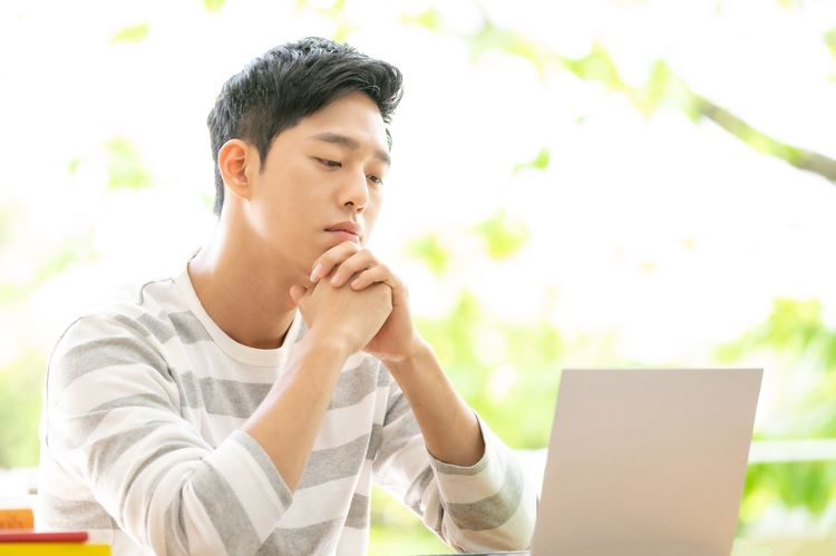 自己肯定感を得るヒント「どんな痛みを避けてきたのか」を自覚する