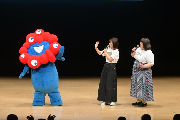 ミャクミャクも応援! 高校生によるプレゼン大会で『わらいみらいフェス』終幕
