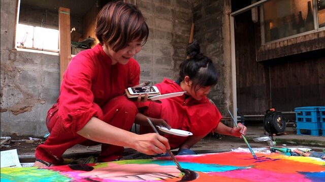 奄美で連日超満員『夫とちょっと離れて島暮らし』が12月劇場公開！