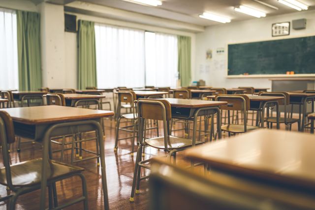 旭丘高等学校でトップを取ったベストセラー作家の青春の思い出