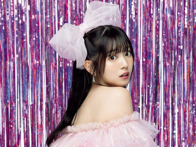 鈴木愛理、最強アイドル姿で11年ぶりに『アップトゥボーイ』単独表紙！