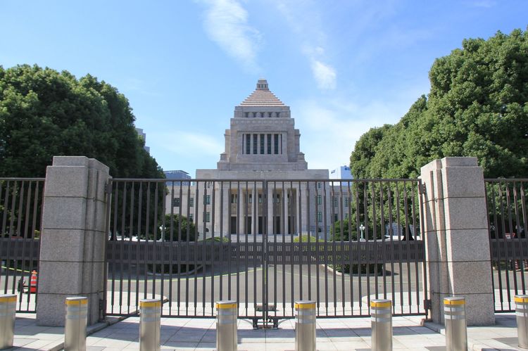 国会で繰り返される「おかしな答弁」になる理由とは？