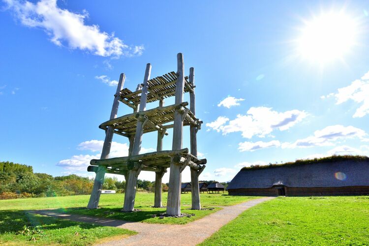 青森県・三内丸山遺跡の六本柱と太陽の関係について考える