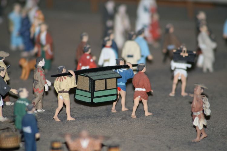 独身男子の多いソロ社会だった江戸時代ニッポン