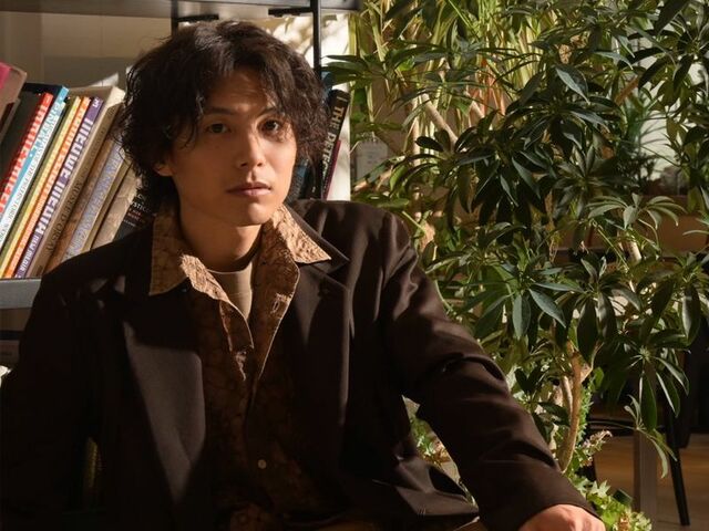 怪我をもいとわない20代から、作品を楽しむ30代ヘ――<br />俳優・宮崎秋人の挑戦と進化