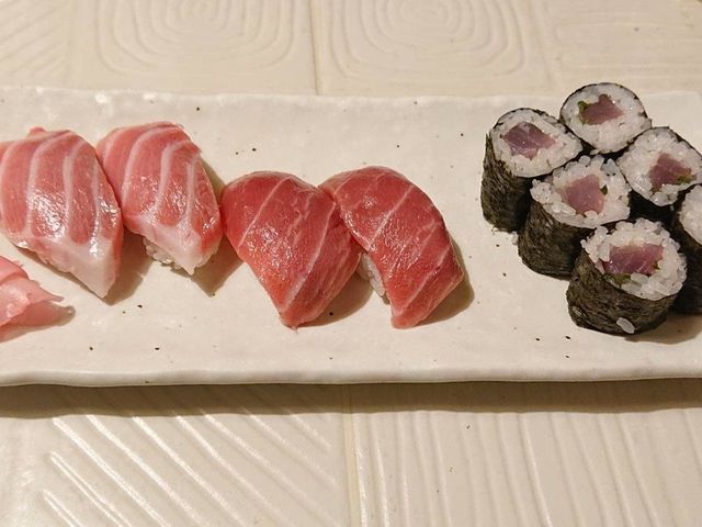 石垣島で一番予約が取れない人気店 まぐろ天国「ひとし」で悶絶