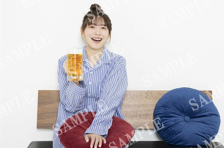セール中…大島由香里直筆サイン入りフジテレビ公式ポストカード… 赤坂サカスの巨大看板に BRAND-NEW MORNINGが！！！ 今日から